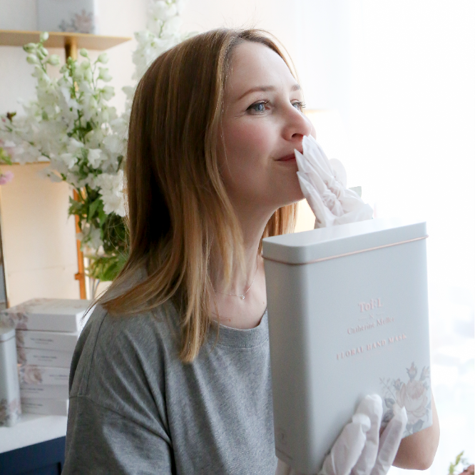 Catherine Muller Floral Hand Mask - Masque Nourrissant pour les Mains